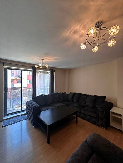 2 Bedroom Flat For Sale In Spring Place, Barking, IG11