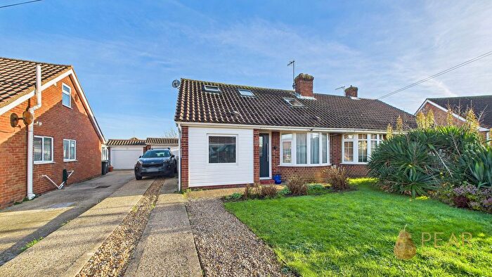 3 Bedroom Semi Detached Bungalow To Rent In Brook Way, Lancing, BN15