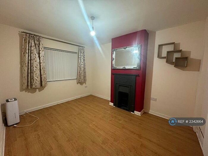 3 Bedroom Terraced House To Rent In Raymond Road, Ilford, IG2