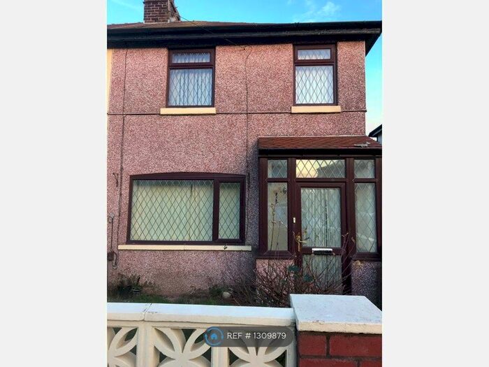 3 Bedroom End Of Terrace House To Rent In Edgeway Road, Blackpool FY4