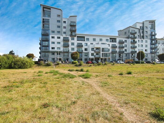 3 Bedroom Flat For Sale In Western Harbour Terrace, Edinburgh, Midlothian, EH6