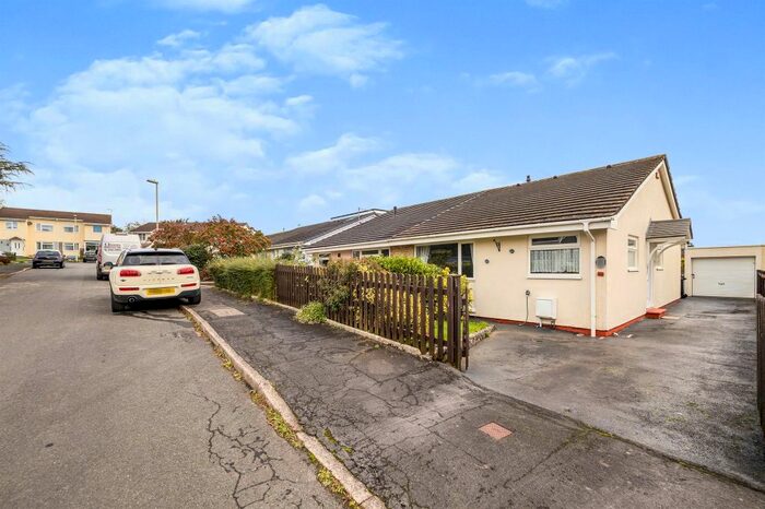 2 Bedroom Semi-Detached Bungalow For Sale In Oaklands Park, Buckfastleigh TQ11
