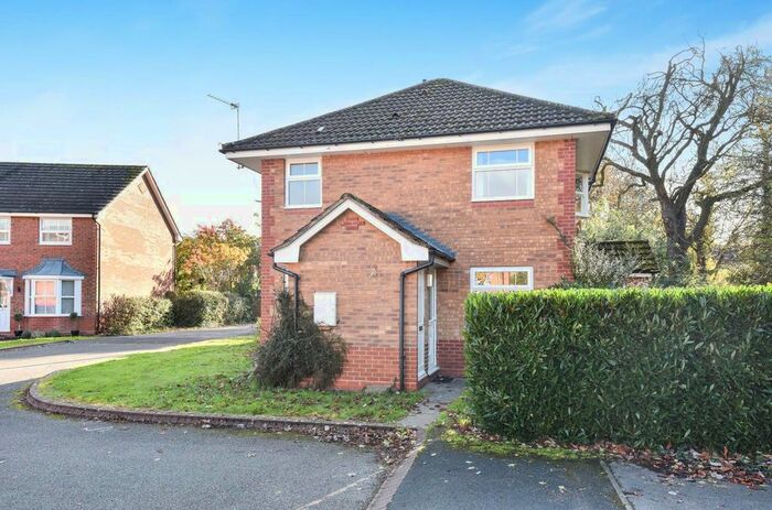 1 Bedroom Semi Detached House To Rent In Winster Avenue, Dorridge, B93