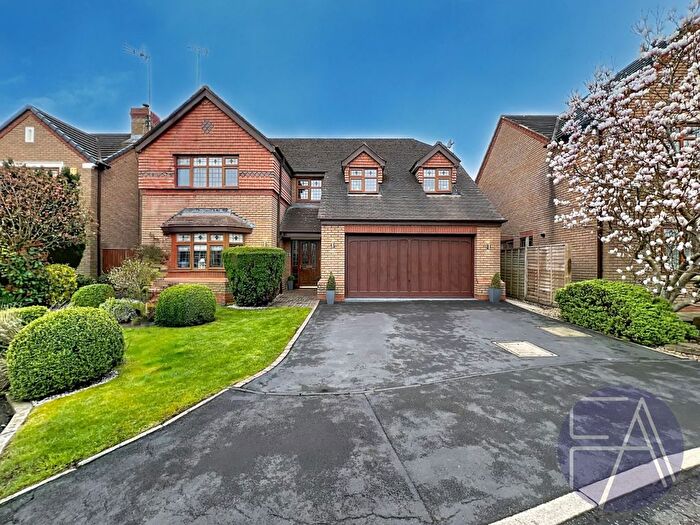 4 Bedroom Detached House For Sale In Avenham Close, Banks, Southport, Lancashire, PR9