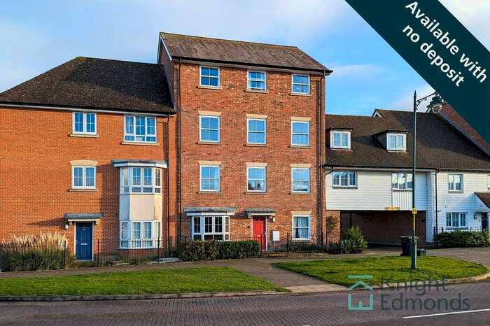 2 Bedroom Flat To Rent In Fortune Way, Kings Hill, ME19