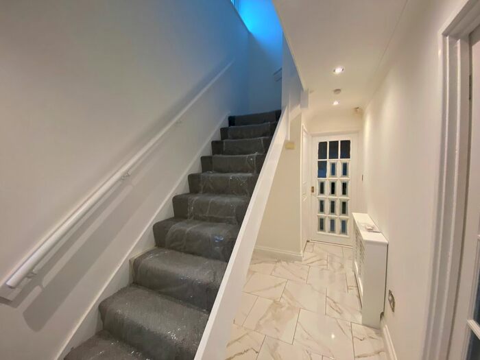 3 Bedroom Terraced House To Rent In Richmond Croft, Birmingham, B42