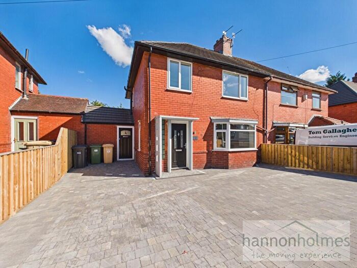 3 Bedroom Semi-Detached House For Sale In Elm Road, Little Lever, Bolton, BL3