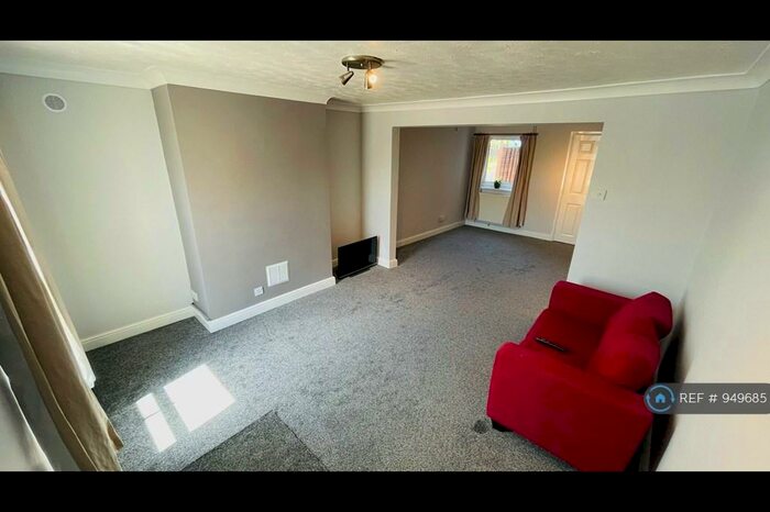 2 Bedroom Terraced House To Rent In New Road, Chatteris, PE16