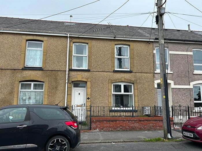 3 Bedroom Terraced House For Sale In Talbot Road, Ammanford, SA18