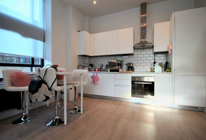 1 Bedroom Flat To Rent In Cambridge House, Mayes Road, Haringay, N22