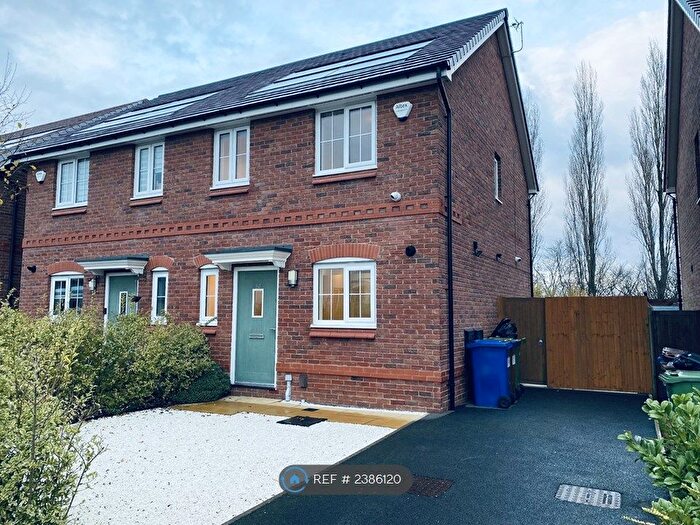 3 Bedroom Semi-Detached House To Rent In Brigadier Road, Stockport, SK5