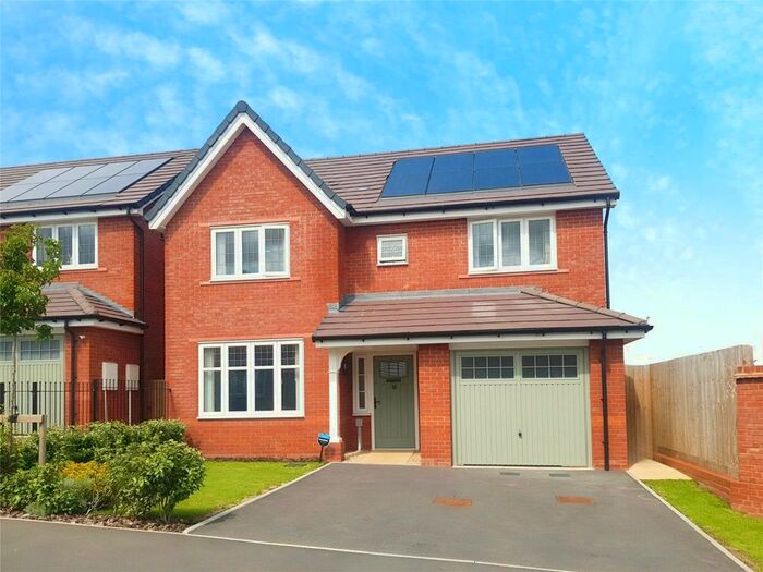 4 Bedroom Detached House For Sale In Ashford Road, Worcester, Worcestershire, WR2
