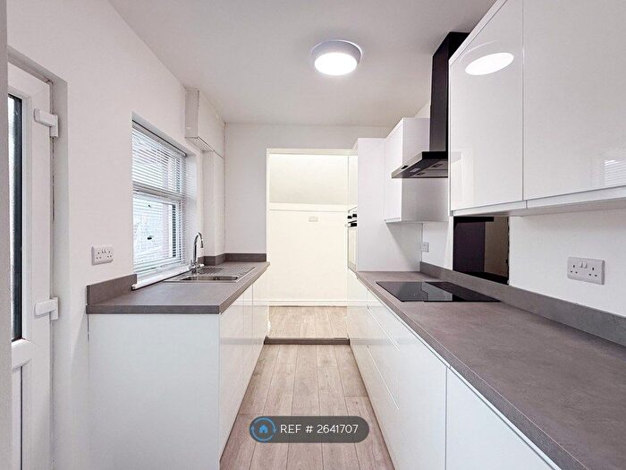 2 Bedroom End Of Terrace House To Rent In Ridgway Street, Crewe, CW1