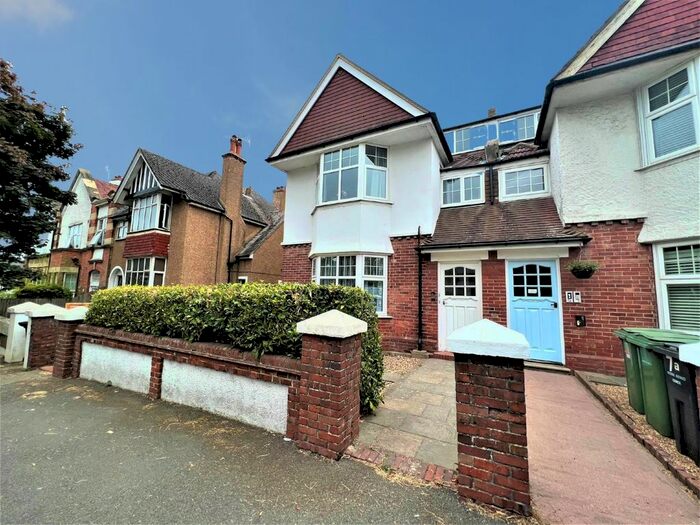 3 Bedroom Maisonette To Rent In Collington Avenue, Bexhill-On-Sea, TN39