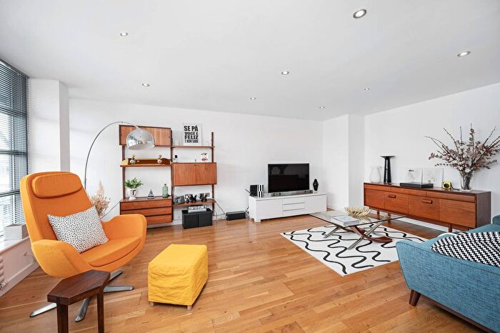 2 Bedroom Flat For Sale In Batemans Row, Shoreditch, London, EC2A