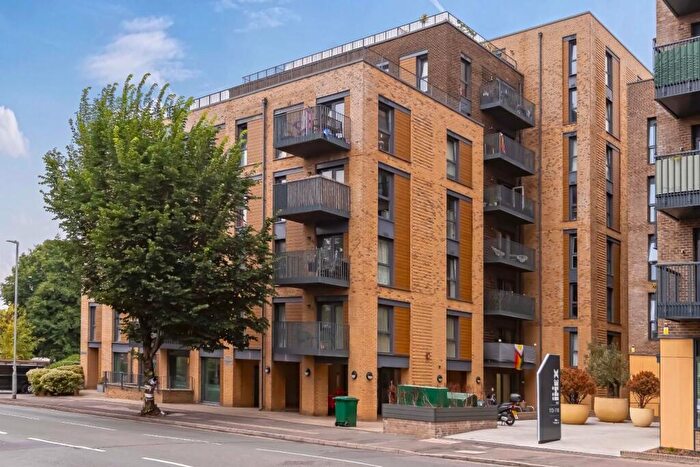 1 Bedroom Apartment For Sale In Davigdor Road, Hove, BN3