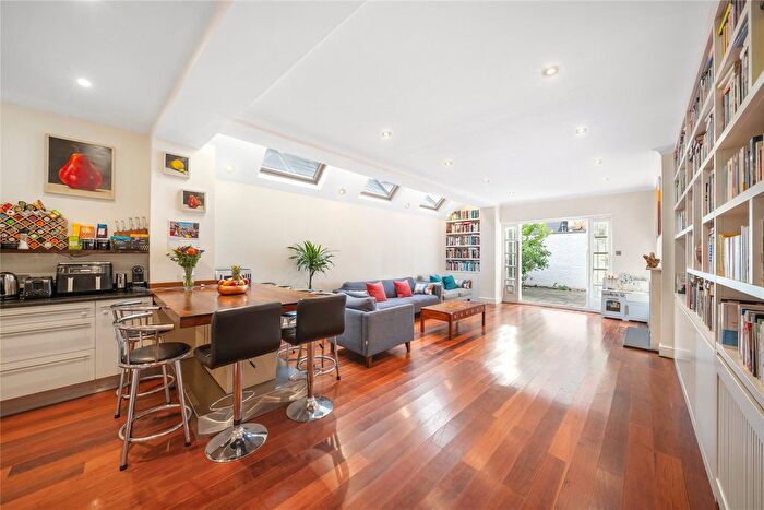 5 Bedroom Terraced House For Sale In Tamworth Street, London, SW6