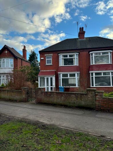 3 Bedroom Semi-Detached House To Rent In Inglemire Lane, Hull, HU6