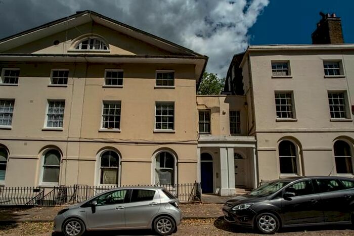 2 Bedroom Flat To Rent In Basement Flat, Camberwell Grove, Camberwell, London, SE5