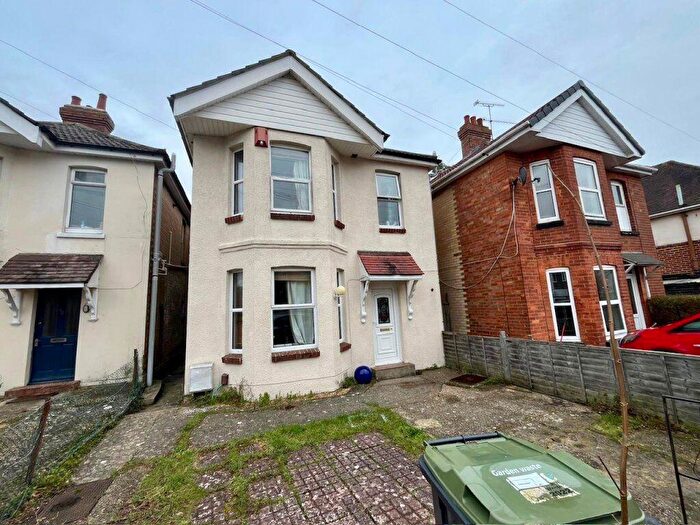 5 Bedroom House To Rent In Student Five Double Bedrooms, Winton (), P07