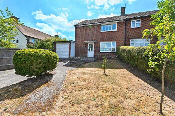 3 Bedroom End Of Terrace House For Sale In Greenway, Eastbourne, BN20