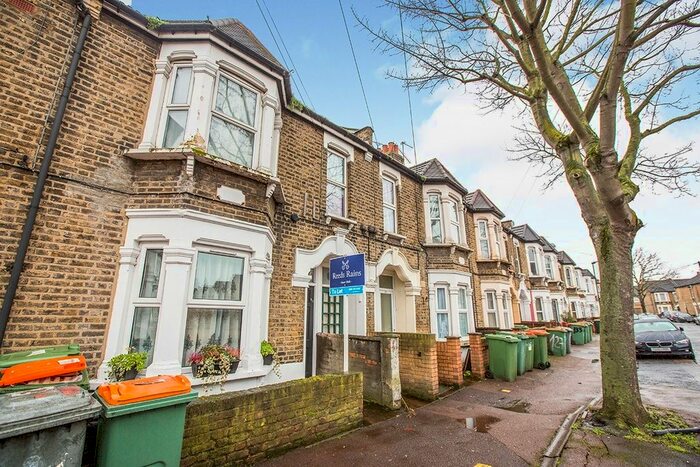 2 Bedroom Flat To Rent In Carson Road, London, E16