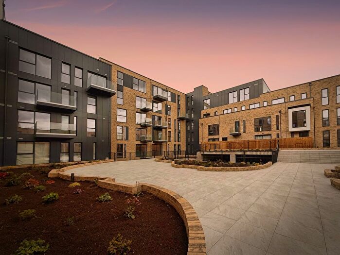 1 Bedroom Flat To Rent In The Stow, Harlow, CM20