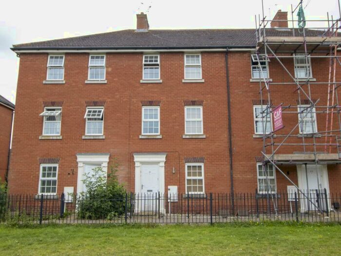 4 Bedroom House For Sale In Freemans Acre, Hatfield, Hertfordshire, AL10