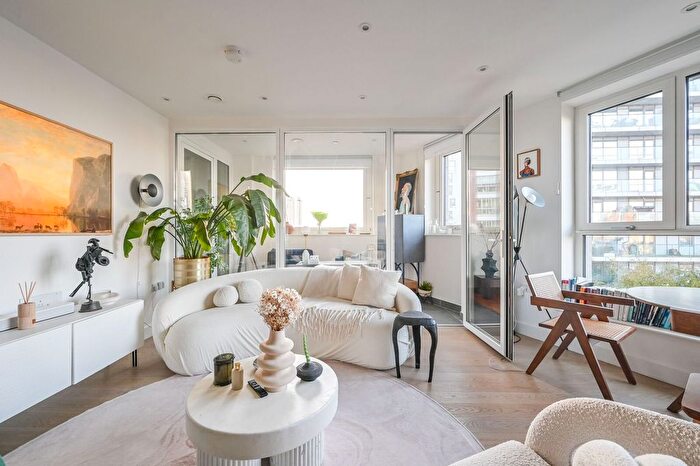 1 Bedroom Flat To Rent In Wayfare House, Poplar, London, E14