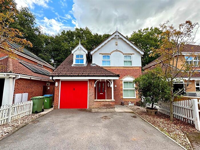 3 Bedroom Detached House For Sale In Breton Close, Whiteley, Fareham, PO15
