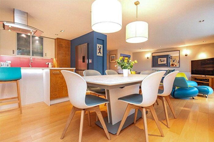 3 Bedroom Apartment To Rent In Liberty Gardens, Caledonian Road, Bristol, BS1