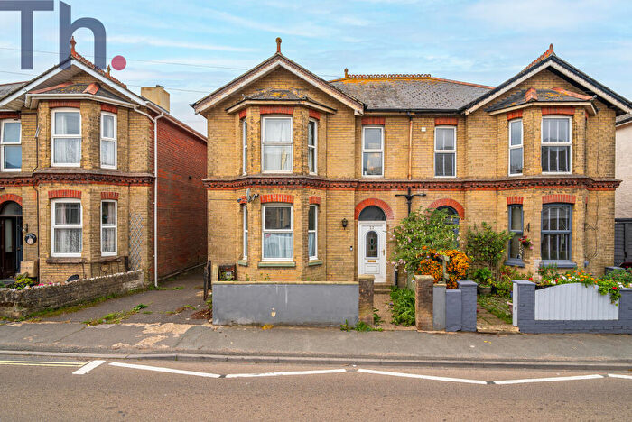 4 Bedroom Semi Detached House For Sale In Ventnor, Isle Of Wight, PO38