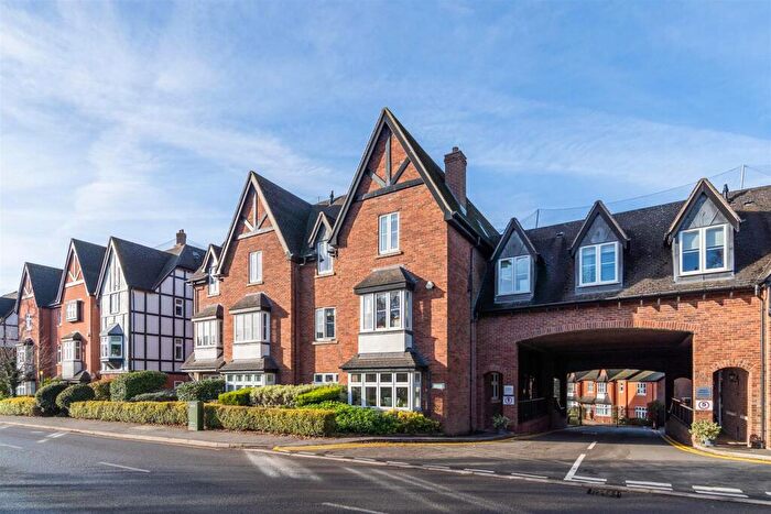 2 Bedroom Apartment To Rent In Station Road, Dorridge, Solihull, B93
