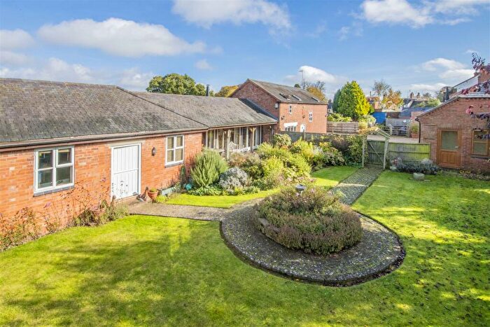 3 Bedroom Barn Conversion For Sale In Hall Lane, Welford, Northampton, NN6