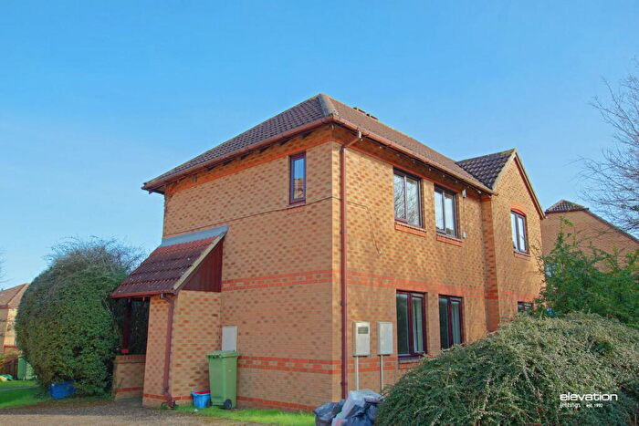 1 Bedroom Maisonette To Rent In Rayleigh Close, Shenley Church End, Milton Keynes, MK5