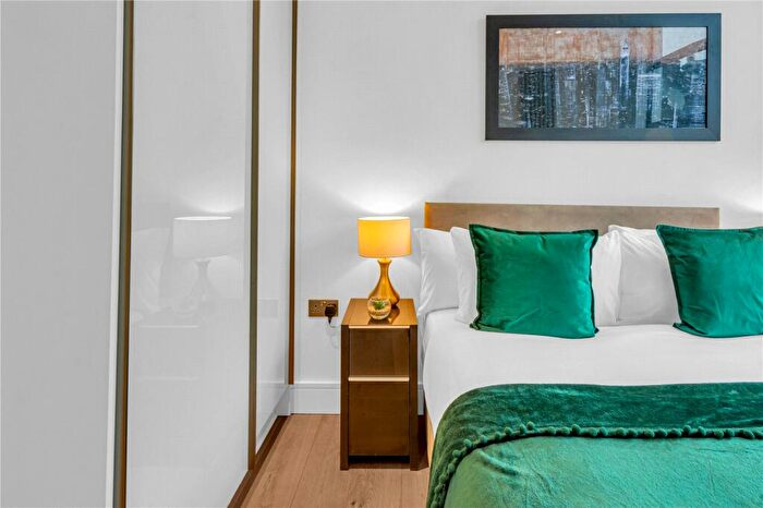 2 Bedroom Flat To Rent In Carlow House, London, NW1