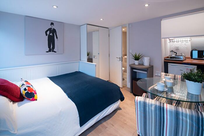 Studio To Rent In London, NW3