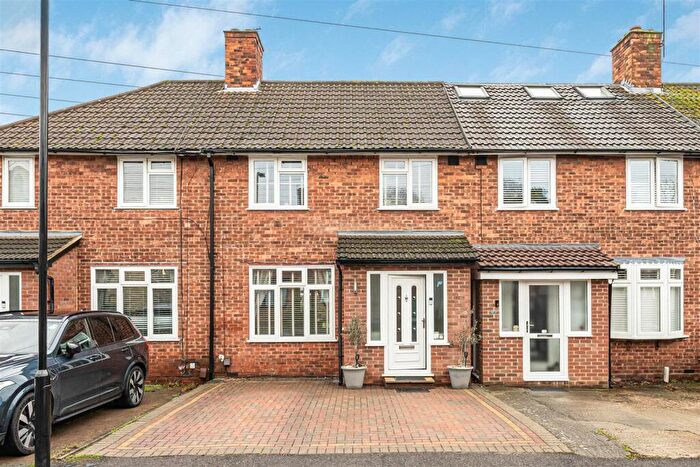 3 Bedroom Terraced House For Sale In Otterbourne Road, Chingford, E4