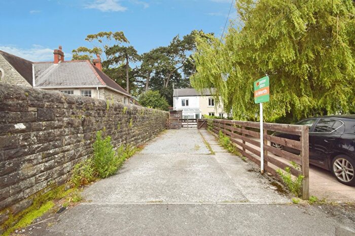 2 Bedroom Semi-Detached House For Sale In South Street, Bridgend, CF31