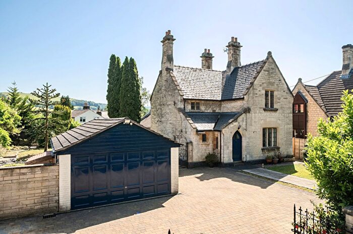 4 Bedroom Detached House For Sale In Church Road, Stroud, GL5