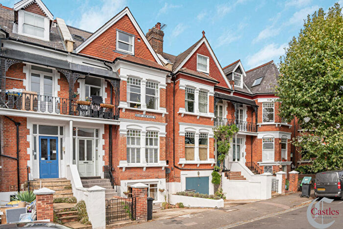 1 Bedroom Flat For Sale In Mount View Road, N4