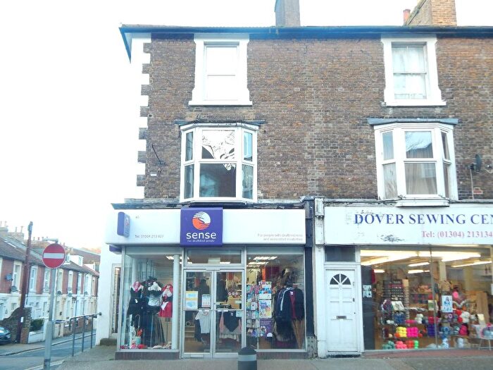 2 Bedroom Maisonette To Rent In High Street, Dover, CT16