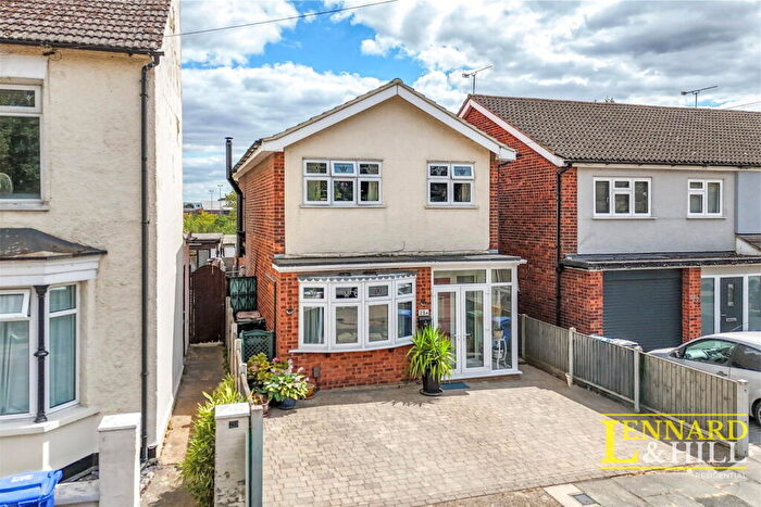3 Bedroom Detached House For Sale In Malvern Road, Little Thurrock, Grays, RM17