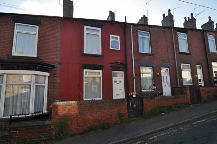 2 Bedroom House To Rent In Marsh Street, Wombwell, S73