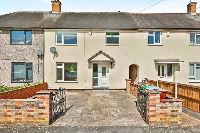 3 Bedroom Terraced House For Sale In Conifer Crescent, Clifton, Nottingham, NG11
