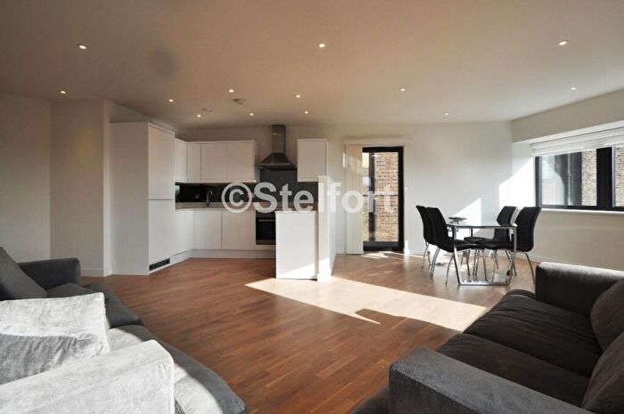 2 Bedroom Apartment To Rent In Tufnell Park Road, London, N7