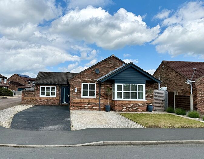 3 Bedroom Bungalow For Sale In Shaw Way, Nettleham, LN2