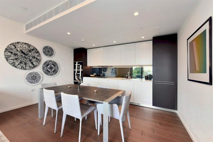 3 Bedroom Flat To Rent In Columbia Gardens, Chelsea Village, SW6