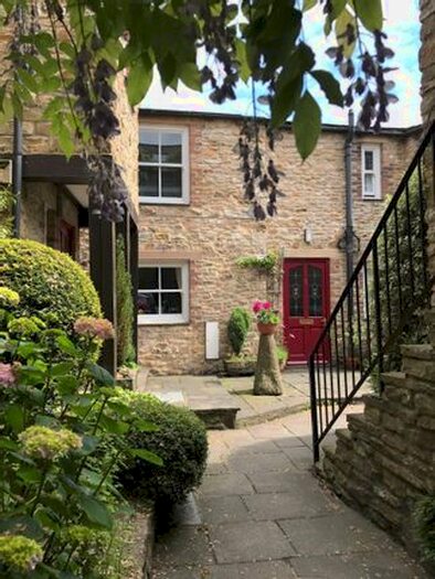 1 Bedroom Property To Rent In Victoria Stable Yard, Richmond, North Yorkshire DL10