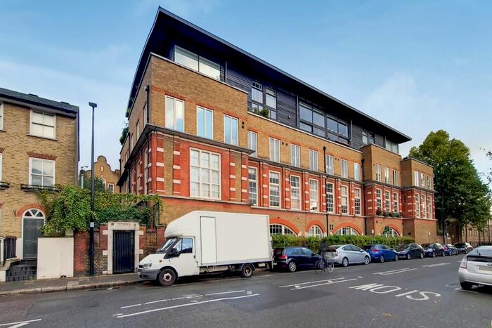 Studio To Rent In Clark Street, Whitechapel, E1
